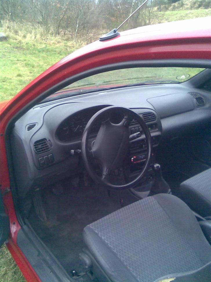 Mazda 323c 1,5 16v * TILSALG* billede 3