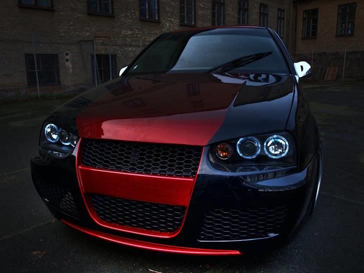 VW Golf 3 - 1.8 Candy Red billede 1