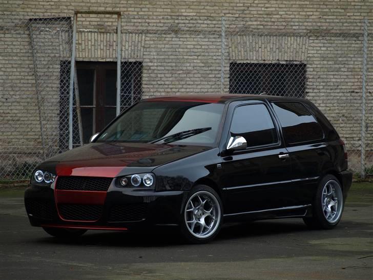 VW Golf 3 - 1.8 Candy Red billede 9