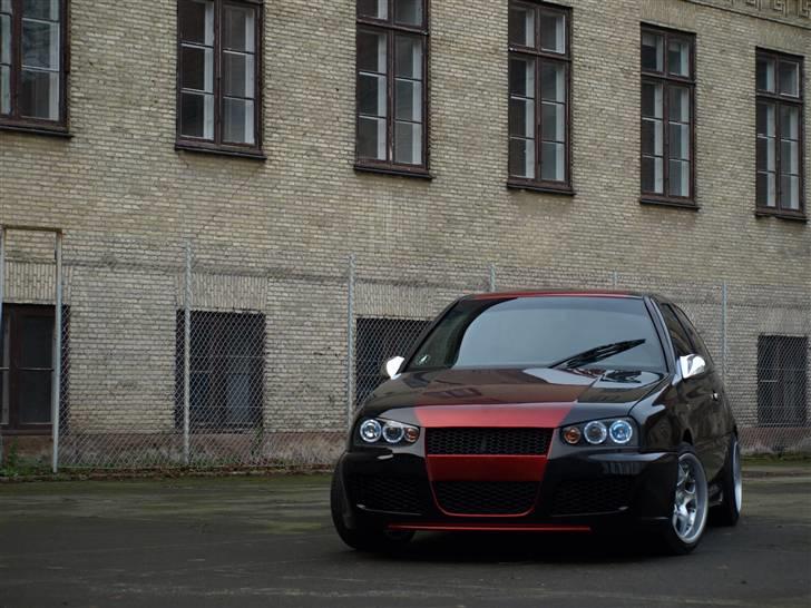 VW Golf 3 - 1.8 Candy Red billede 10