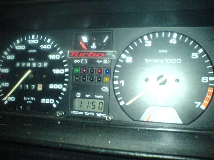 VW Golf 2 skrottet  - speedo med omdrejnings tæller billede 3