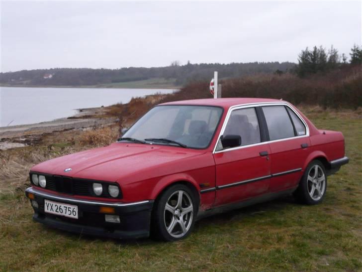 BMW 320i \327 ETA (BYTTET) billede 1