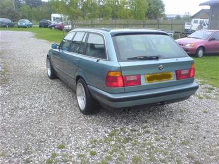 BMW 540i v8 van *SOLGT* billede 8