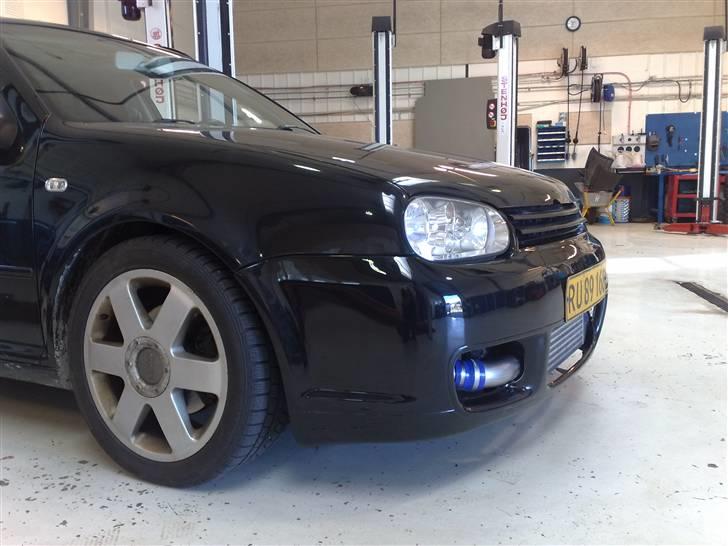 VW Golf 4 Variant solgt - Originale Audi TT fælge, renoverings projekt billede 3
