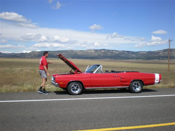 Dodge coronet r/t cab - jep, vi løb tøt for benzin ude midt i fucking nowhere...læs hele historien på linket til dagbogen billede 12