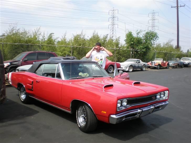 Dodge coronet r/t cab - så var det tid til at tage afsked med bilen i long beach californien billede 15