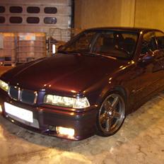 BMW E36 318