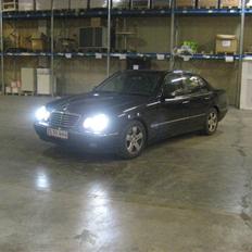 Mercedes Benz E320 CDI