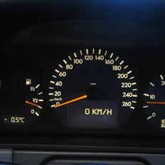 Mercedes Benz E320 CDI