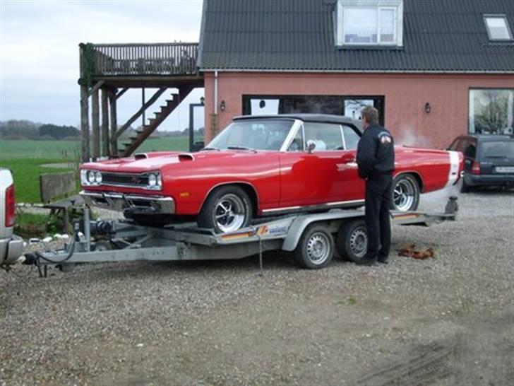 Dodge coronet r/t cab - læsset og næsten klar til afgang mod det mørke og kolde jylland billede 19