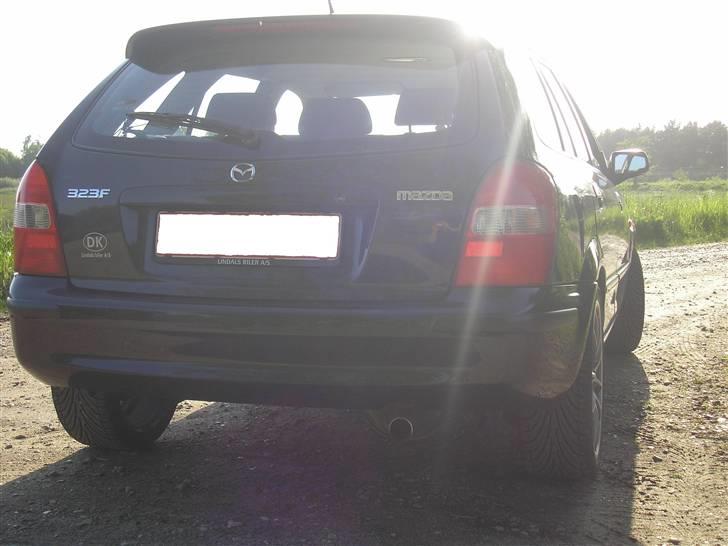 Mazda 323f bj slx - Solgt billede 8
