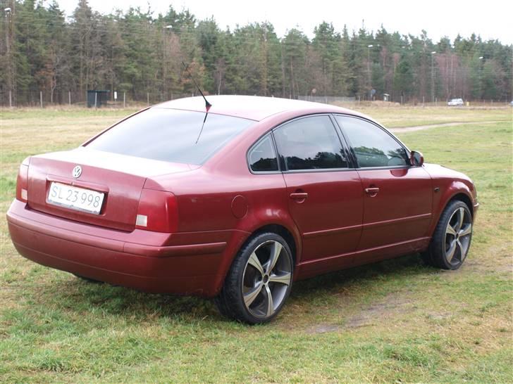 VW Passat 1.8 Turbo (solgt)  billede 4