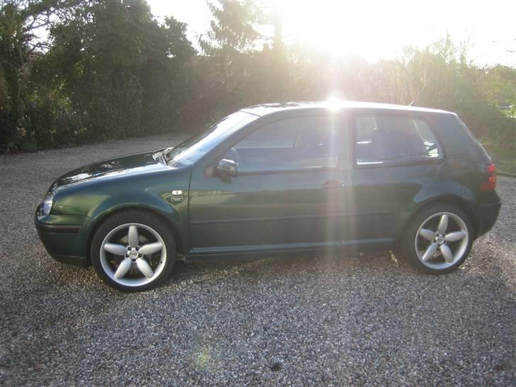 VW GOLF IV (SOLGT) billede 3