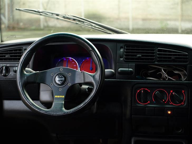 VW Golf 3 - 1.8 Candy Red billede 16