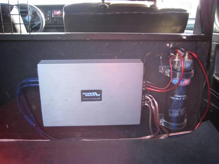 VW Golf 1 GTi Pirelli billede 12