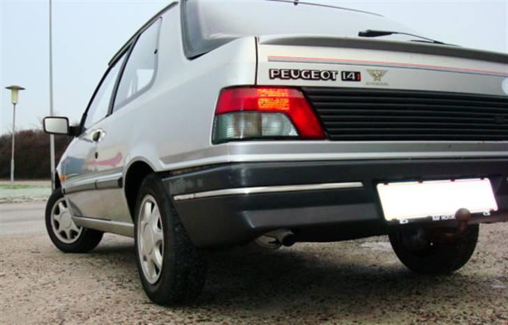 Peugeot 309 skrottet billede 5