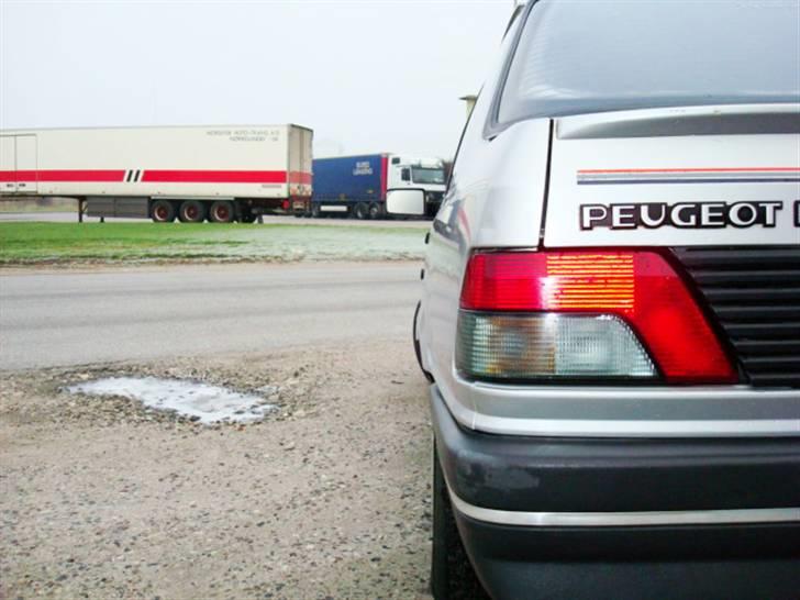 Peugeot 309 skrottet billede 6