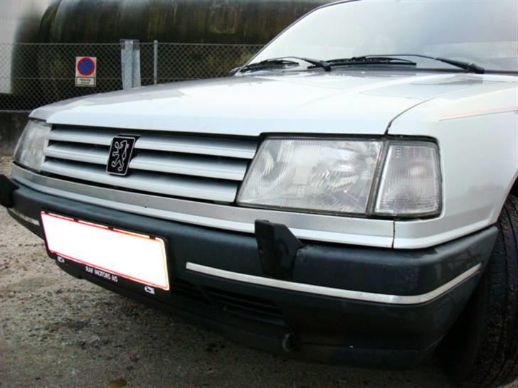 Peugeot 309 skrottet billede 7