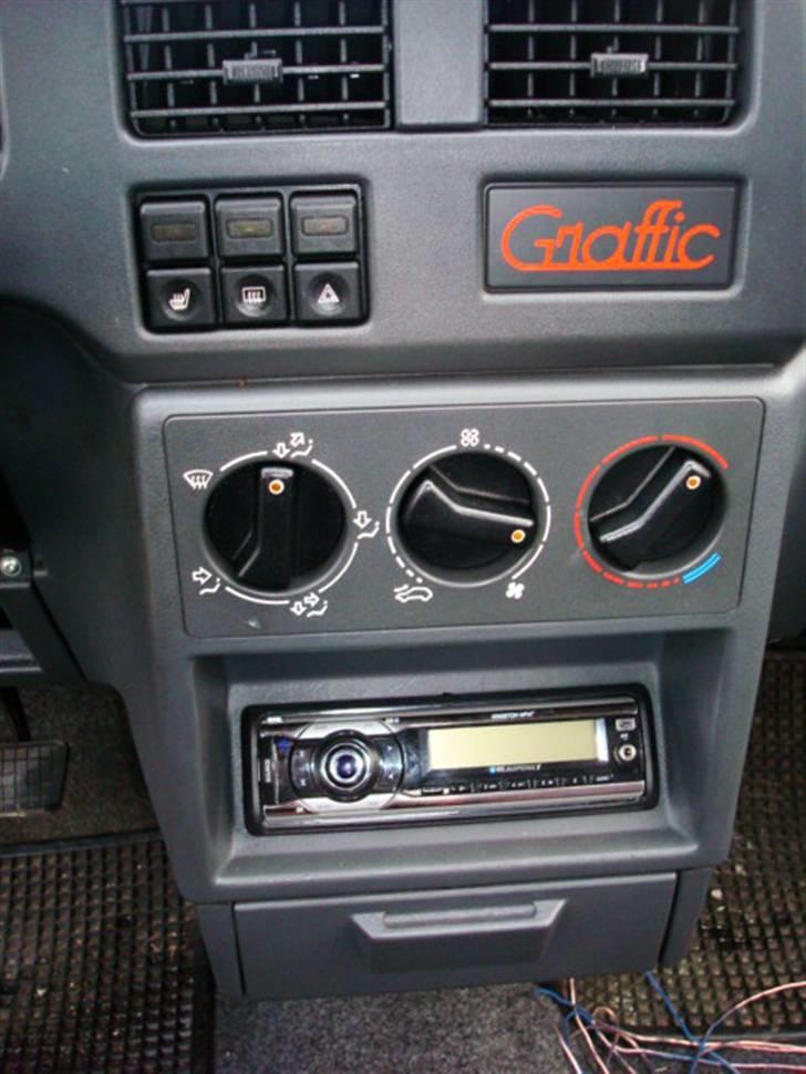 Peugeot 309 skrottet billede 10