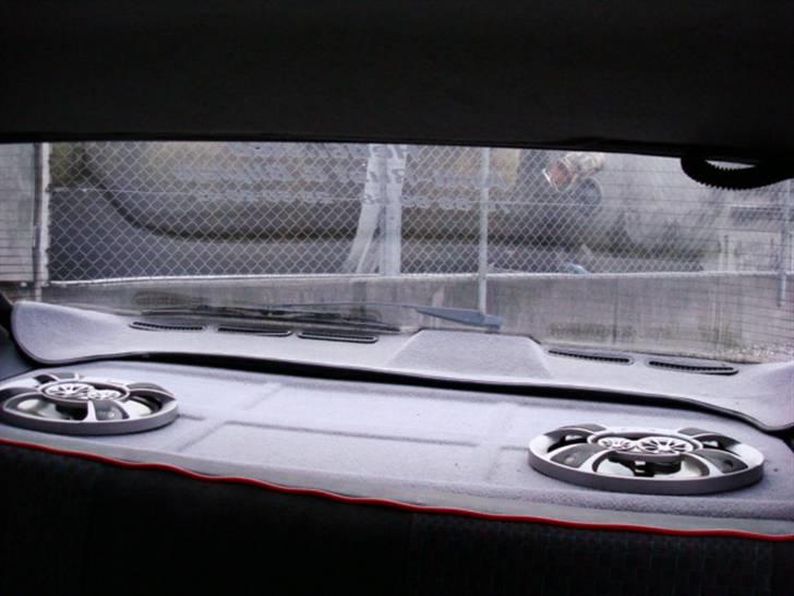 Peugeot 309 skrottet billede 11