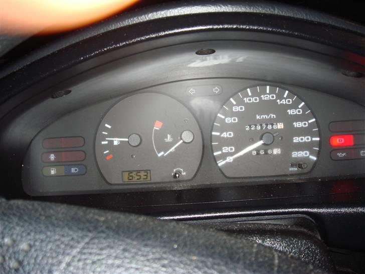 Nissan sunny solgt billede 8