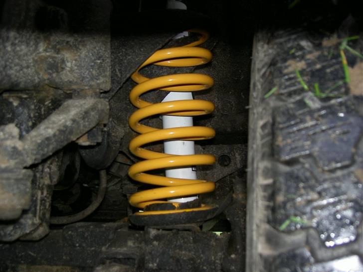 Toyota Landcruiser LJ70 - Efter montering af fjedre og dæmpere fra Ironmann billede 16