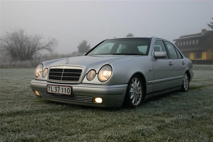 Mercedes Benz 300 Diesel**solgt* billede 1