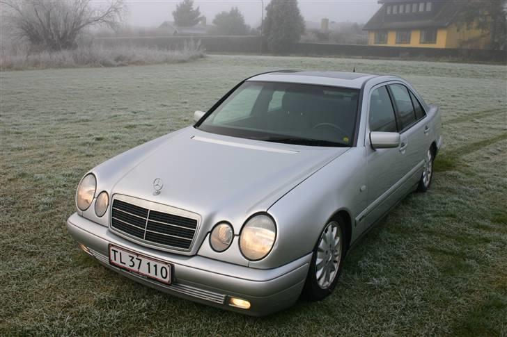 Mercedes Benz 300 Diesel**solgt* billede 9