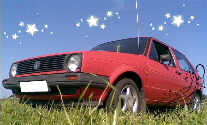 VW Golf 2 (Den Semirøde) - Min veninde der har leget lidt med billedet (: billede 1
