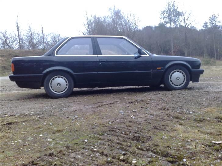 BMW E30 316i SOLGT billede 5