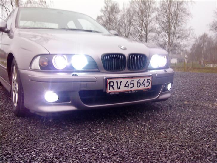 BMW E39 525TDS M5 LOOK SOLGT billede 11
