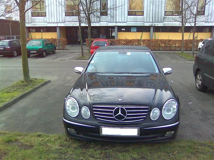 Mercedes Benz W211  Solgt billede 1