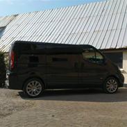 Opel VIVARO 2,5 CDTI