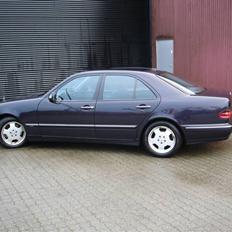 Mercedes Benz E 270 CDi Avantgarde *solgt/byttet*