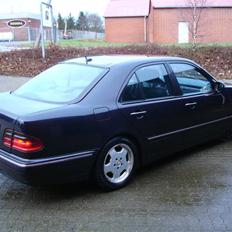 Mercedes Benz E 270 CDi Avantgarde *solgt/byttet*