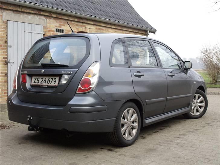 Suzuki Liana billede 9