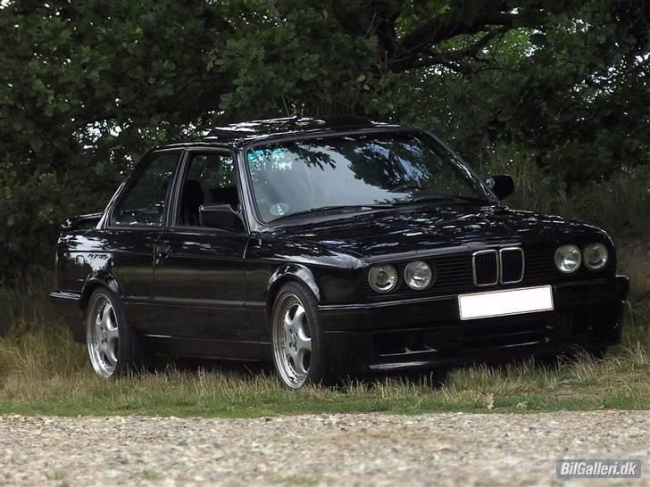 BMW 318Is - Den ser nu nice ud...  billede 1