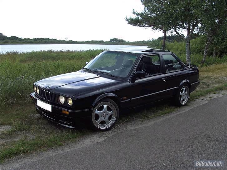 BMW 318Is billede 9
