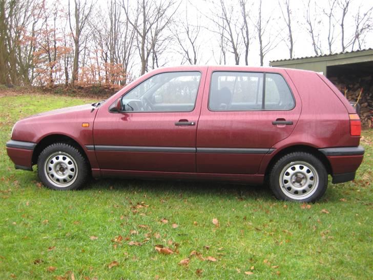 VW golf 1.9td "Solgt" billede 4