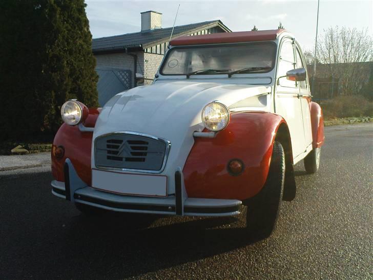 Citroën 2 CV Dolly. - Farverne spiller godt sammen, :) billede 7