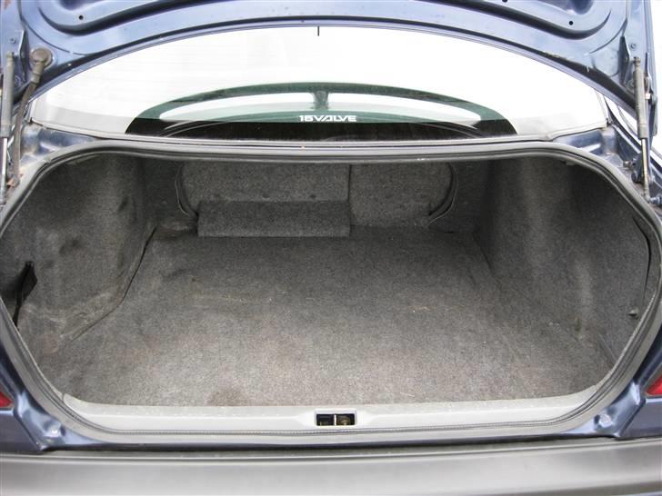 Nissan primera SRI (SOLGT) - 470 liter. Dejligt stort billede 6