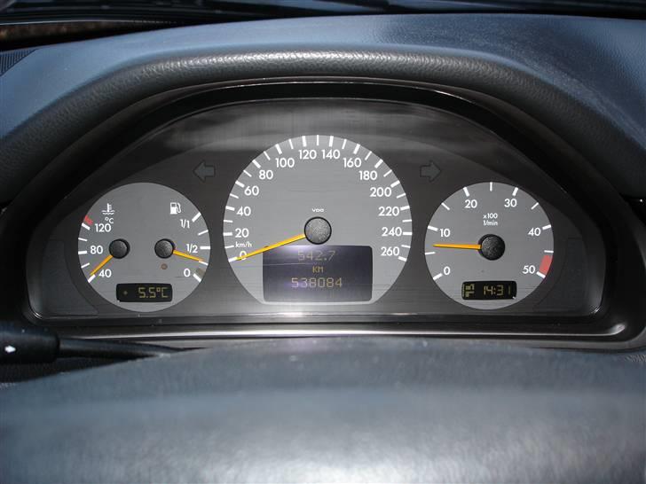 Mercedes Benz E 270 CDi Avantgarde *solgt/byttet* - JA der står 538000 billede 6