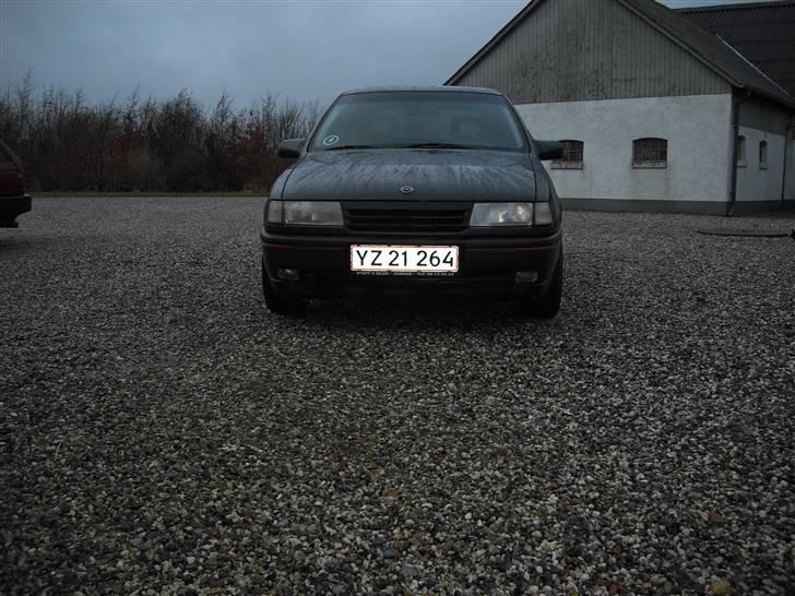 Opel Vectra a GT  SOLGT! - standard undervogn. billede 1