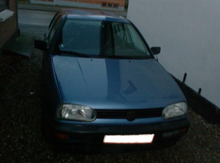 VW      Golf 3 1,8 CL BYTTET - forfra billede 5