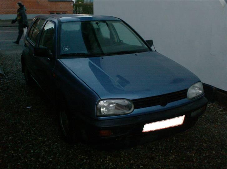 VW      Golf 3 1,8 CL BYTTET billede 7