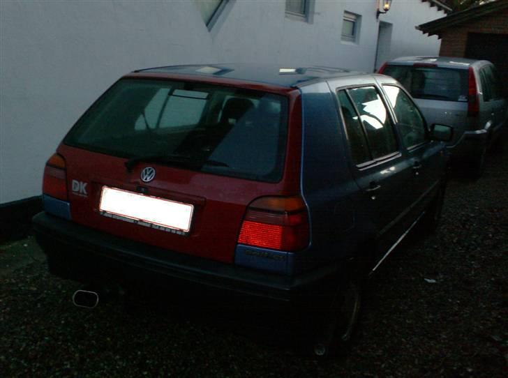 VW      Golf 3 1,8 CL BYTTET billede 12