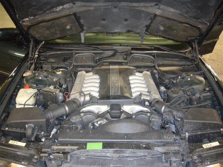 BMW 750iL sold billede 12