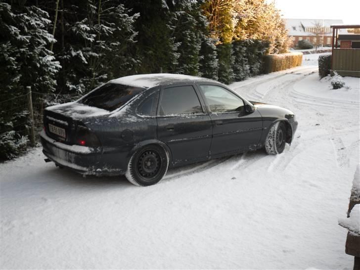 Opel Vectra b 2,0 16v Solgt billede 9