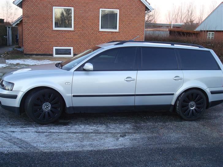 VW Passat 1,8 Turbo  SOLGT billede 1