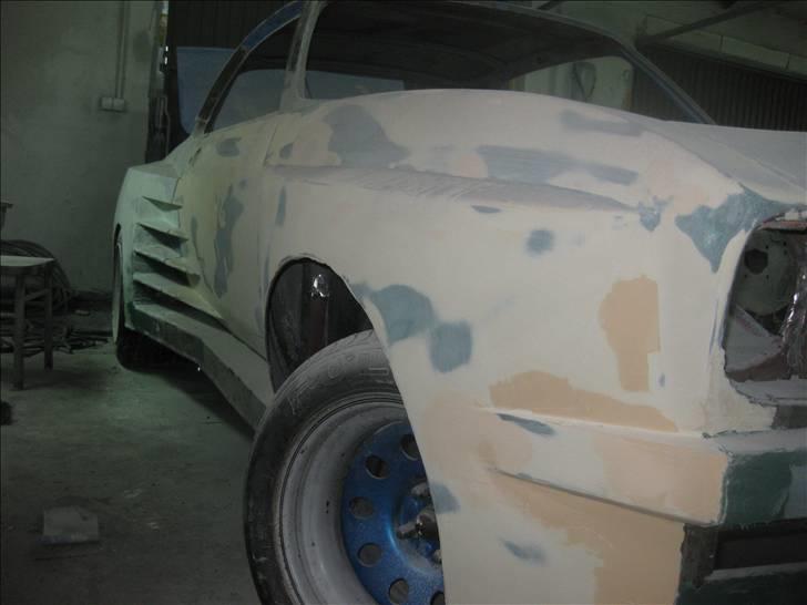 Opel manta - masser af tilpasning endnu, men det begynder at ligne en bil igen billede 19